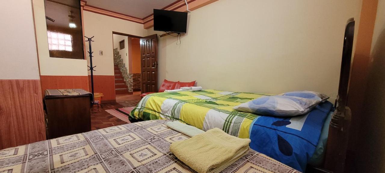 Bed & Breakfast Hostal Sol Y Luna Copacabana (Lake Titicaca)